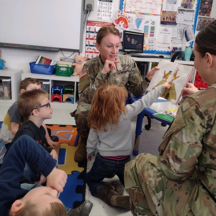 soldiers & preschool students 